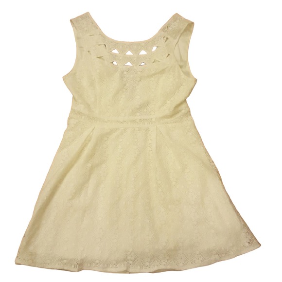 Miss Me Found Love lace dress size large - Picture 4 of 7